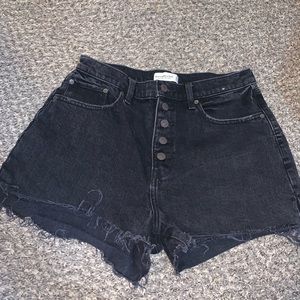 Abercrombie & Fitch curve love high rise Mom shorts
